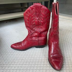 Vintage RED leather boots!